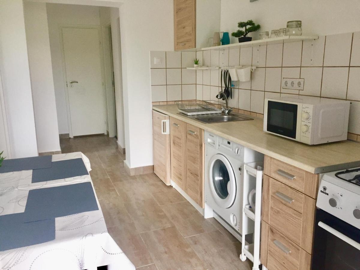 בלטונללה Lelle-Kert Apartman 01 מראה חיצוני תמונה
